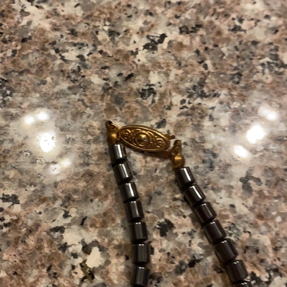 Charcoal /silver colored heavy beaded necklace with large matching earrings - Picture 5 of 10